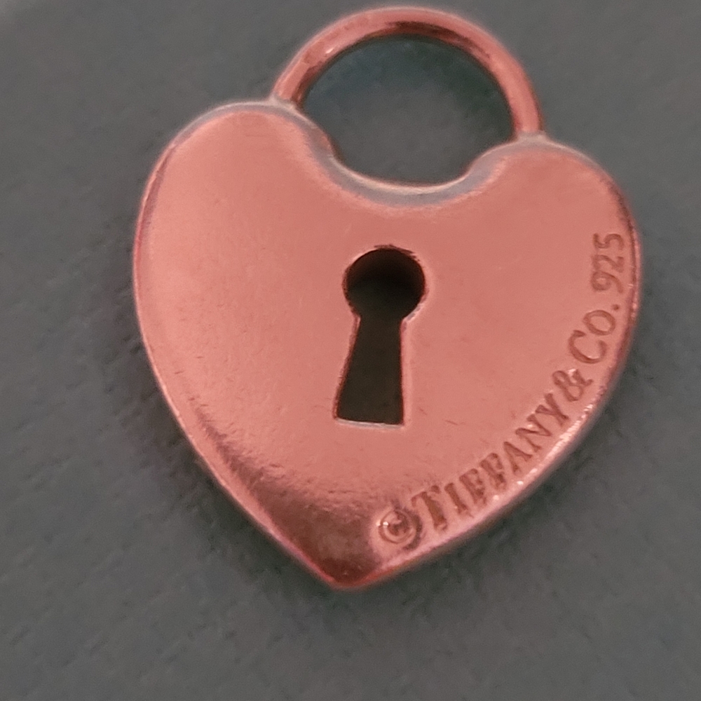 Tiffany & Co heart lock pendant